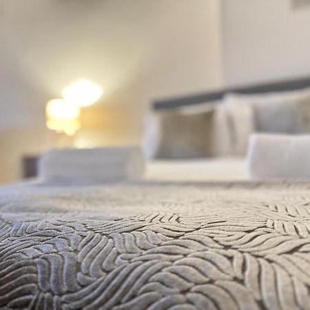 Shm Stays Solihull Hs2 Nec Airport Nr M6 M40 M42 Great For Long & Short Stays 15 Min Walk To Train Station 5 Min Drive To Town Centre Outside Bus Stops & Supermarket Free Parking Εξωτερικό φωτογραφία